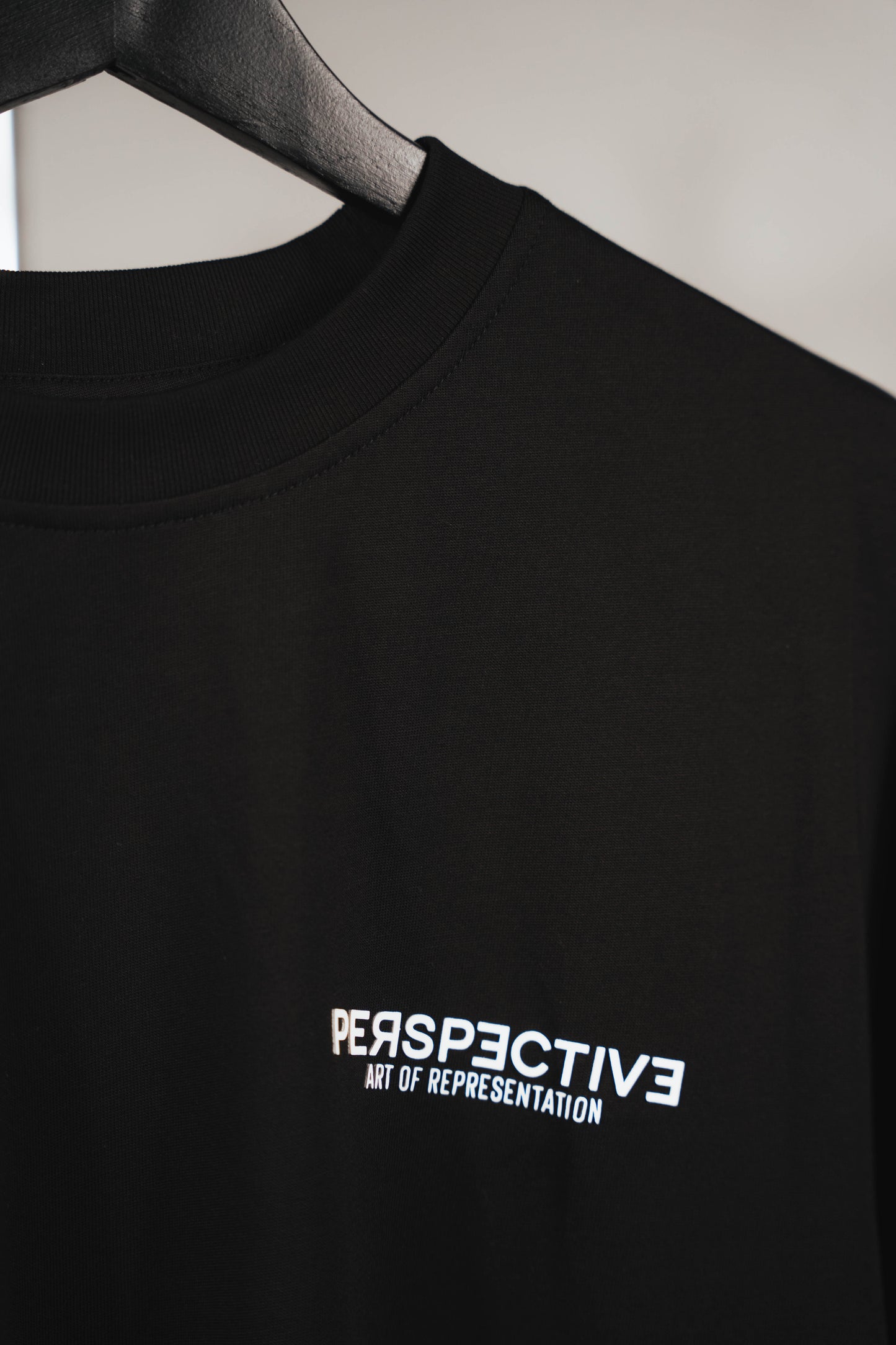 Perspective Basic T-Shirt Black